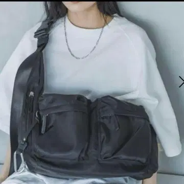 JEANASIS 나일론 벨트 바디 BAG 블랙