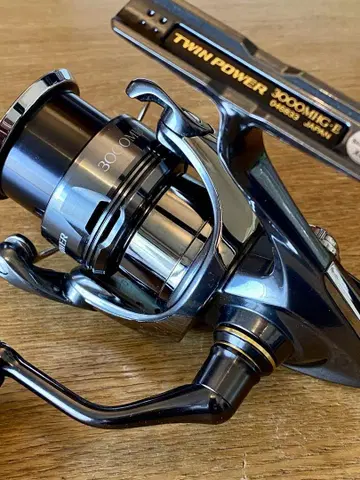 SHIMANO TWIN POWER 3000MHG 낚시릴