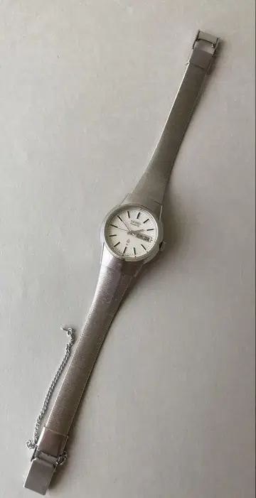 SEIKO 세이코 여성용 손목시계 조이풀 1977년산 쿼츠 미사용