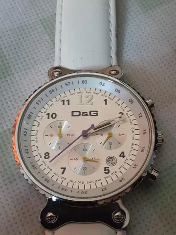 D&G 크로노그래프 손목시계 화이트