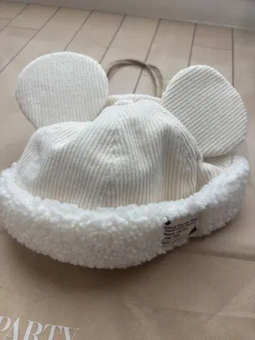 미키 귀도리 화이트 모자 58cm