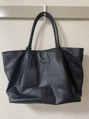tk.TAKEO KIKUCHI 가죽 느낌 토트백