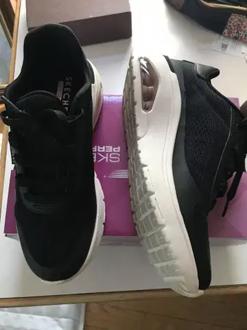 스케쳐스 스니커즈 25cm