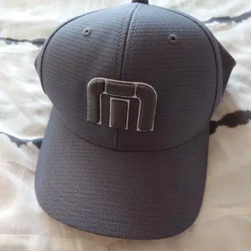 미사용 새상품 travisMathew 그레이 캡 L~XL