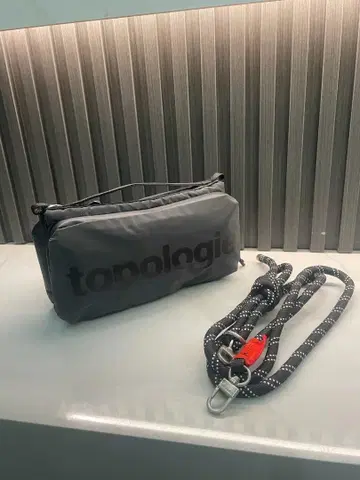 topologie 토폴로지 숄더백 대용량 블랙 캐주얼