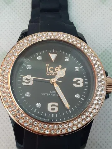 Ice Watch 블랙 로즈 골드 손목시계