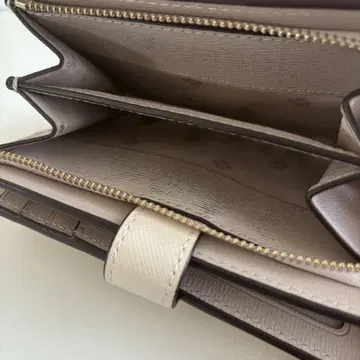 kate spade 베이지 접이식 지갑