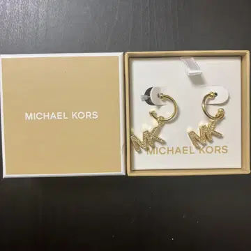 새상품 MICHAEL KORS 귀걸이 골드 MK 스톤 BOX 포함