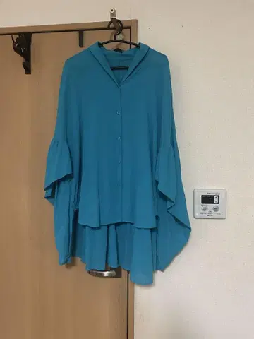 페넬 오버사이즈 셔츠