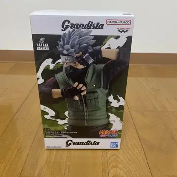 반프레스토 Grandista 하타케 카카시 피규어