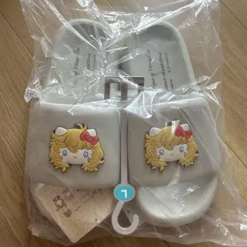 산리오 x 베르사유의 장미 오스칼 샌들
