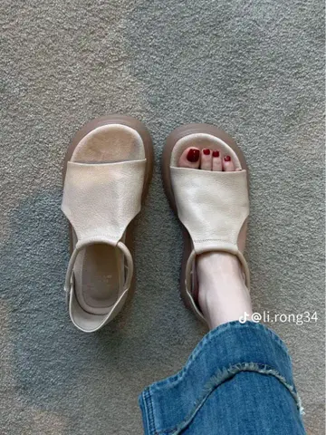 케이코 후지모리 샌들