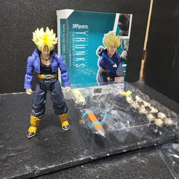 S.H.Figuarts 슈퍼 사이어인 트렁크