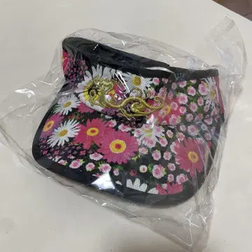 댄스 위드 드래곤 선바이저 택 포함 미사용 새상품