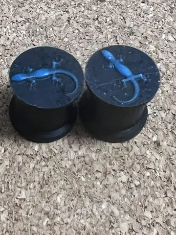파란 도마뱀 디자인 귀걸이 (양쪽 귀용) 00g
