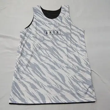 새상품 AKTR BEAST CAMO REVERSIBLE TANK M
