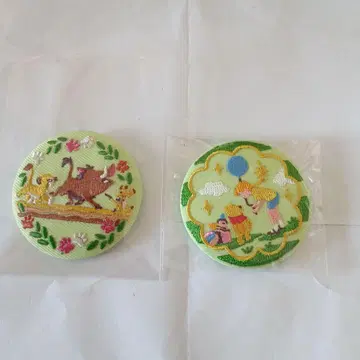 디즈니 자수 캔뱃지 푸우 라이온 킹 2개 세트