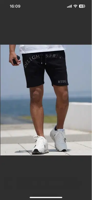 블랙 숏 팬츠
