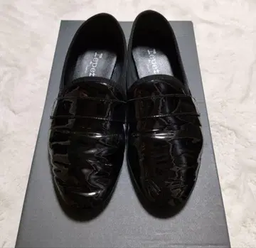새상품급 Repetto 마이클 가죽 신발 에나멜 로퍼 블랙