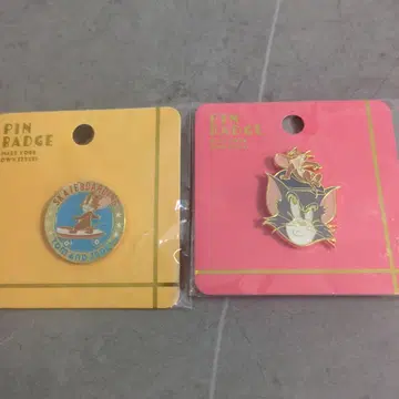 새상품 톰과 제리 핀 배지 2세트