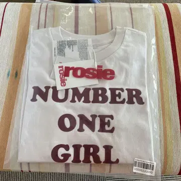 rosie NUMBER ONE GIRL 티셔츠
