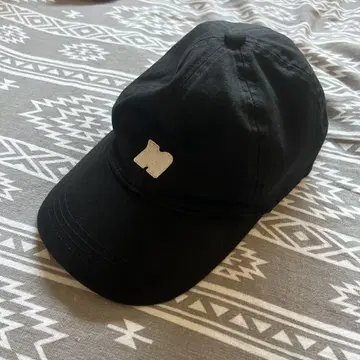 Nissy 낮잠 타임 모자 초기 모델