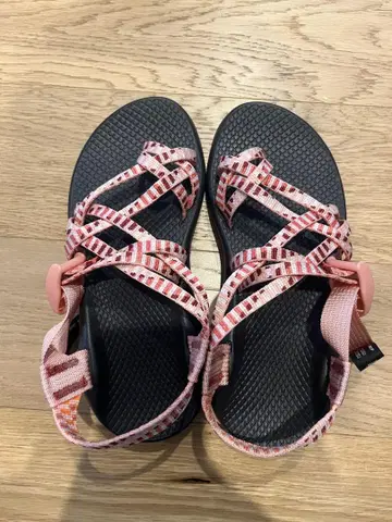 Chaco 스포츠 샌들 핑크 계열