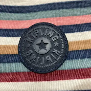 Kipling 스트라이프 백 몽키 포함 사선 숄더