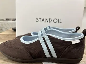 Strap Mary Jane Sneakers 마론 콤비 stand oil