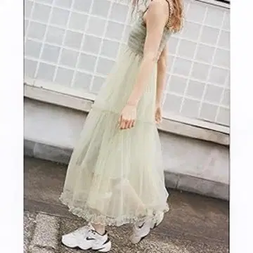 SNIDEL(스나이델) 볼륨 티어드 원피스 그린 0