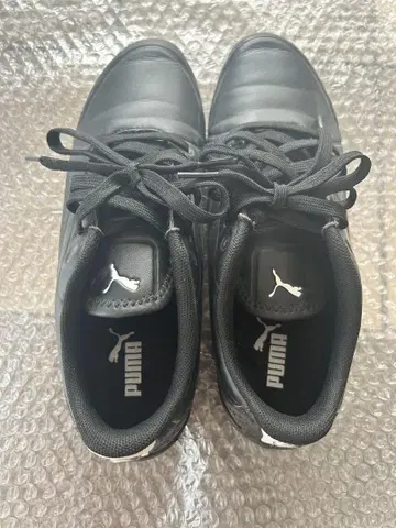 푸마 스니커즈