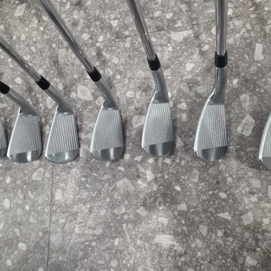 titleist T100S 7本セット　5-P + 48度 0000648099_01.jpg?h=600&w=600