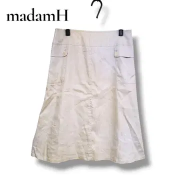 madameh closet 스커트 아이보리 40 얼룩 있음