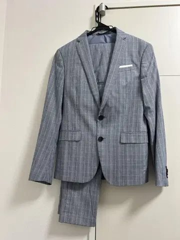 ZARA MAN 그레이 스트라이프 수트