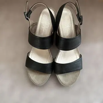 긴자 카네마츠 샌들 23.0cm