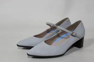 23 새상품 핏핏 포인티드 펌프스니커즈 (24.5cm)