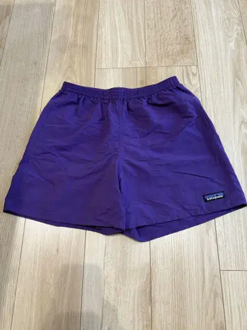 patagonia 인기 색상 보라색 배기즈 숏팬츠 SP21