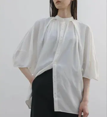 SIWEM 시움 poppy sleeve blouse