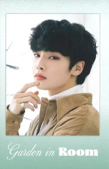 StrayKids I.N 2022 Season's greeting 그린