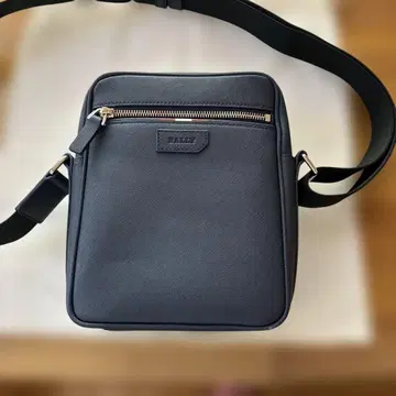 BALLY 네이비 숄더백