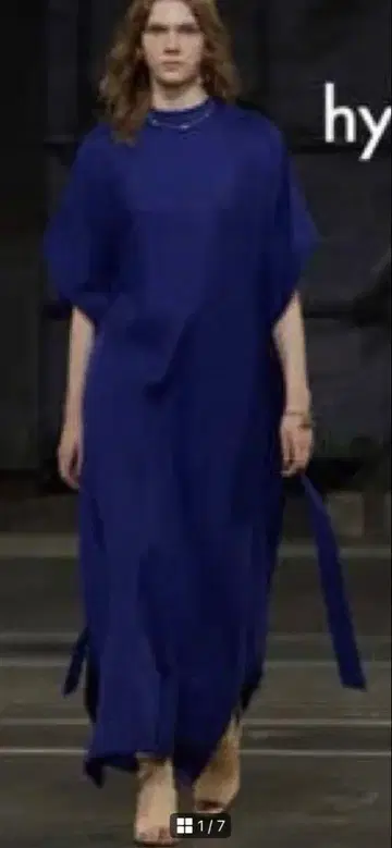 HYKE LINEN DRESS 블루