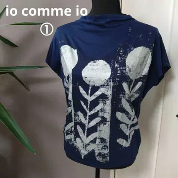 이오콤이오 io comme io 박 프린트 하이넥 티셔츠 1