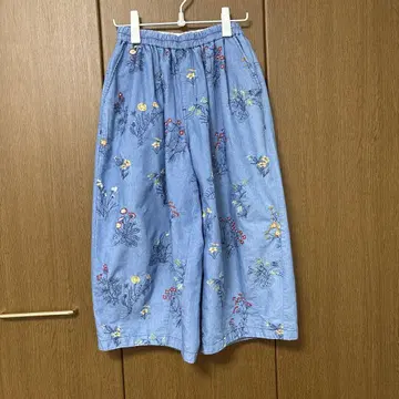 슈퍼 하카 플라워 자수 가우초 팬츠