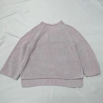 BATONER 바토너 SIGNATURE BOTTLE CREW NECK