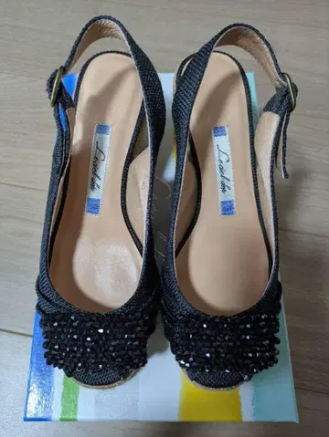 모드 에 자코모 샌들