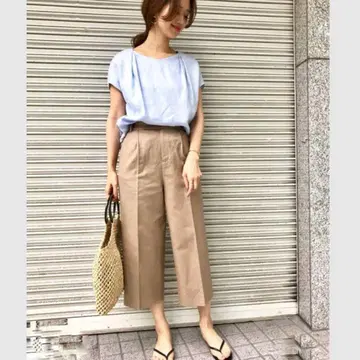 어반 리서치 도어스 린넨 프렌치 턱 블라우스 라이트 블루 프리