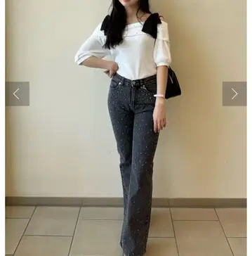 스톤이 달린 플레어 데님 그레이
