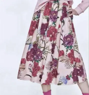 ZARA 자라 완판템 이국적인 보태니컬 플라워 스커트 XS