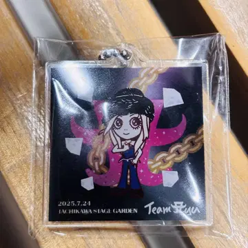 하마사키 아유미 아크릴 키링 타치카와 도쿄