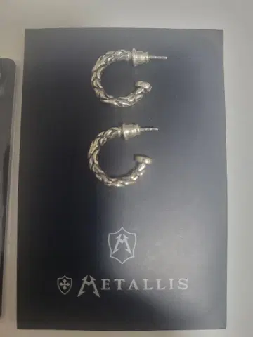 METALLIS 실버 트위스트 귀걸이 925 실버